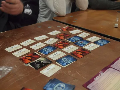 Codenames (2015)